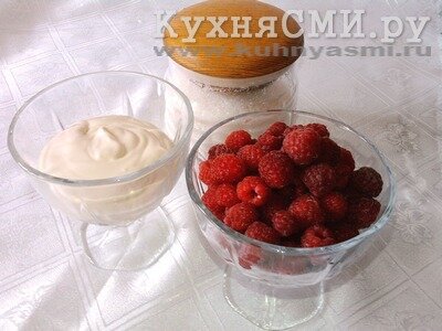 Продукты для приготовления десерта из малины со сливками